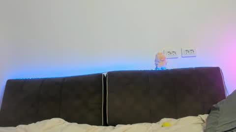 lev_miller online show from March 2026 02:30:02 AM