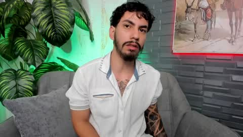 Snapshot of levi_wolf chatting on June 2026 12:33:01 PM levi_wolf online show from June 2026 12:33:01 PM