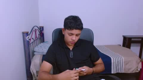      0600AM-1200PM - online show from October 2025 10:18:02 PM