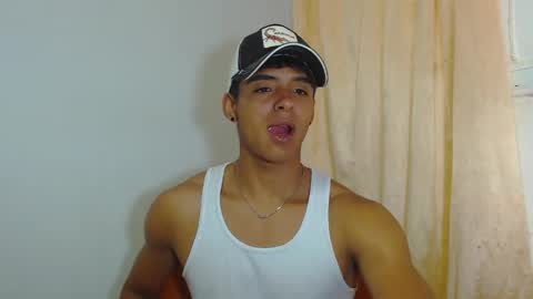 i  am lewis ly EDUARDO MEMDOZA15 online show from April 2026 02:00:02 PM