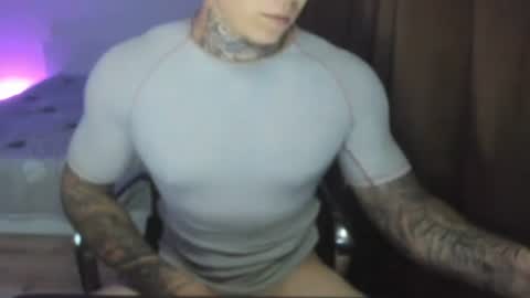 Snapshot of lewis_muscleee chatting on June 2026 07:20:01 PM blablablack online show from June 2026 07:20:01 PM