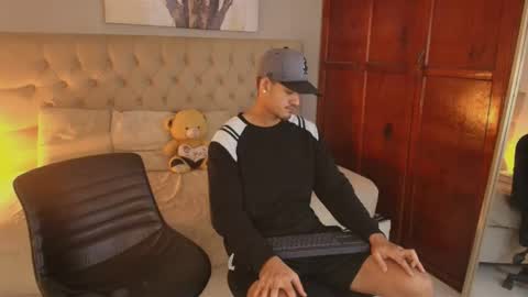 lewis online show from February 2026 07:15:01 PM