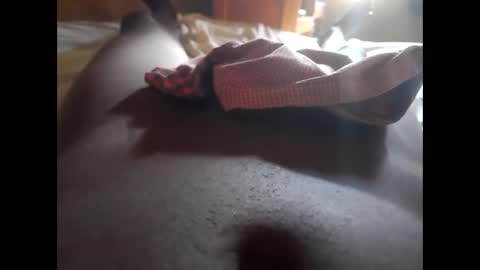 Snapshot of lewiskip chatting on November 2025 04:14:01 AM lewiskip online show from November 2025 04:14:01 AM