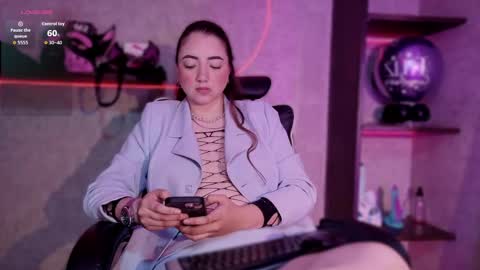 Snapshot of lexavega_ chatting on June 2026 05:15:02 PM lexavega_ online show from June 2026 05:15:02 PM