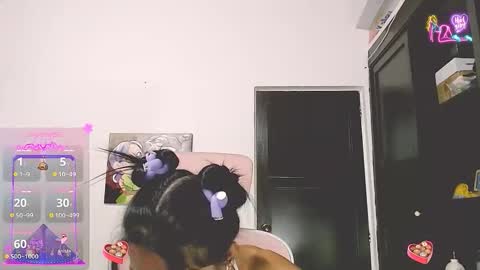 lexi19_ online show from June 2026 12:45:02 AM