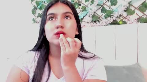 Gabrielle online show from November 2025 10:47:02 AM