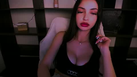 Alexia online show from January 2025 03:51:01 PM