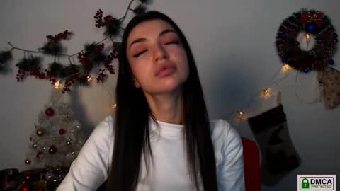 Alexia online show from December 2025 03:20:04 PM