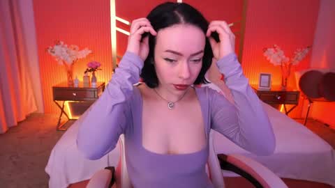 Snapshot of lexie_pearl chatting on May 2026 06:33:02 AM Allia online show from May 2026 06:33:02 AM