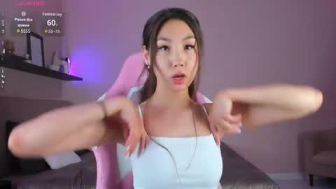 Lexie  dont forget to thumbs up me  online show from July 2026 02:31:02 AM