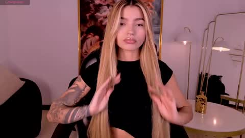 Snapshot of lexiewayne chatting on June 2026 06:46:02 PM Lexie online show from June 2026 06:46:02 PM