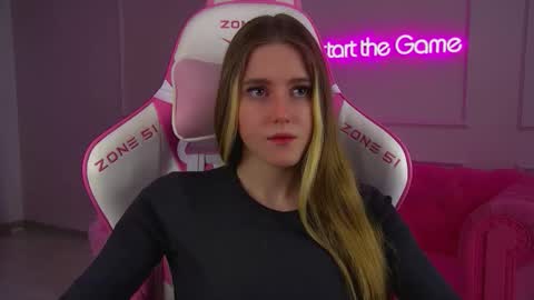 Lexi online show from November 2025 06:16:02 AM