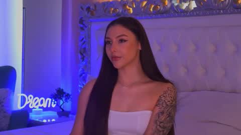 Snapshot of lexy_banks chatting on May 2026 08:32:01 AM LexyBanks online show from May 2026 08:32:01 AM