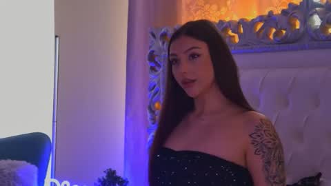 Snapshot of lexy_banks chatting on June 2026 07:53:02 AM LexyBanks online show from June 2026 07:53:02 AM