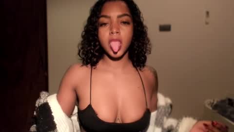 LEXY - Independent account online show from December 2025 07:10:01 PM