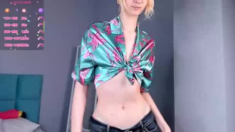 Lexy online show from November 2025 11:42:01 AM