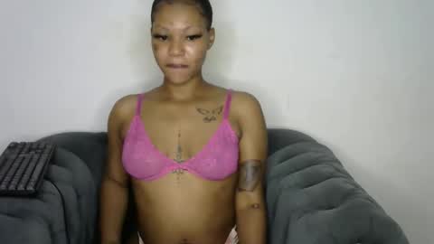 Snapshot of lexybonyy chatting on May 2026 04:08:02 AM Lexy online show from May 2026 04:08:02 AM