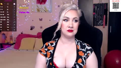 Lexy online show from September 2025 01:44:02 PM