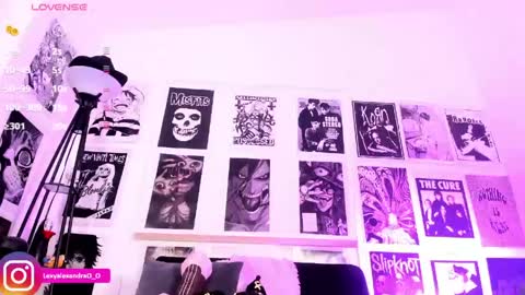 LexyJoyce online show from April 2026 09:23:01 PM