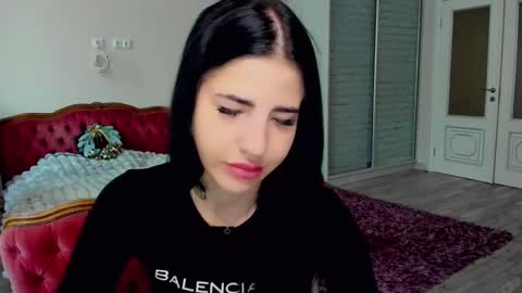 lexyswett online show from December 2025 08:45:02 AM