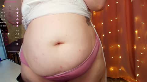 Snapshot of leyaloveee chatting on May 2026 12:56:01 PM Your Leya online show from May 2026 12:56:01 PM