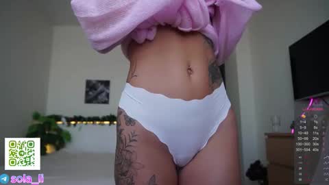 Leyla ly Ill be here Tuesday Thursday Friday Saturday Sunday online show from December 2025 04:39:01 AM