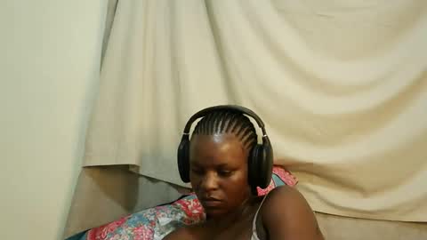 leylacuty13 online show from March 2026 10:03:02 PM