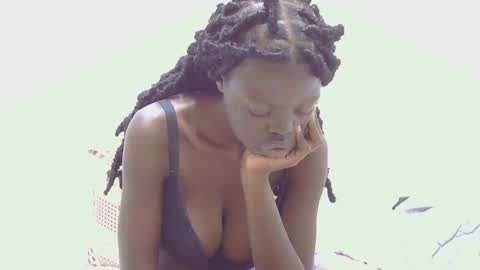 Snapshot of leylani69 chatting on July 2026 05:00:02 AM laylani69 online show from July 2026 05:00:02 AM