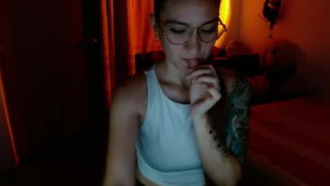 Snapshot of lia_ana_ chatting on May 2026 05:37:01 AM liliana online show from May 2026 05:37:01 AM