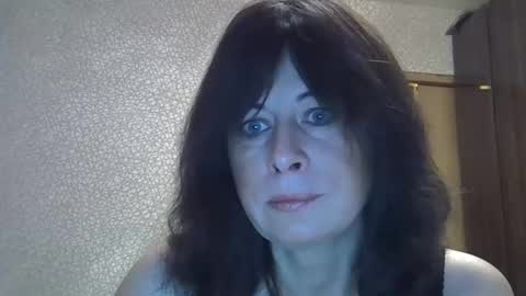 lia_ang online show from December 2025 05:42:02 PM