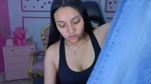 Snapshot of lia_harper_t chatting on May 2026 03:02:01 AM lia_harper_t online show from May 2026 03:02:01 AM