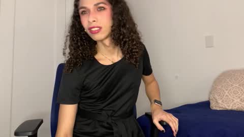 Snapshot of lia_hdz chatting on December 2025 01:57:02 AM Kabroncita online show from December 2025 01:57:02 AM