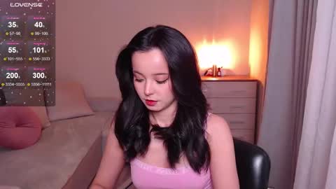 Snapshot of lia_hetty chatting on December 2024 02:10:02 PM L I A online show from December 2024 02:10:02 PM