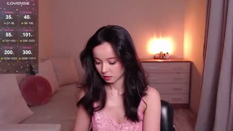 Snapshot of lia_hetty chatting on January 2025 03:23:01 PM L I A online show from January 2025 03:23:01 PM