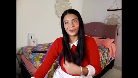 Lia online show from April 2026 07:16:01 PM