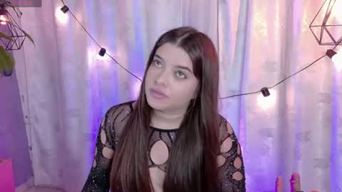 lia_little18 online show from July 2026 09:00:02 PM