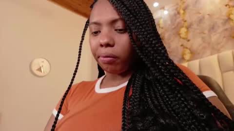 lia_mariana online show from October 2025 05:46:01 PM