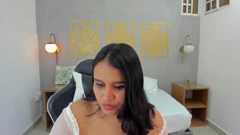 Lia  online show from February 2025 05:19:02 AM