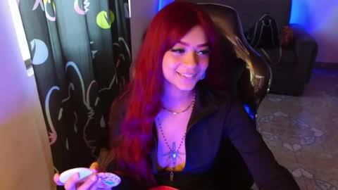 lia_varel online show from May 2026 01:18:01 PM