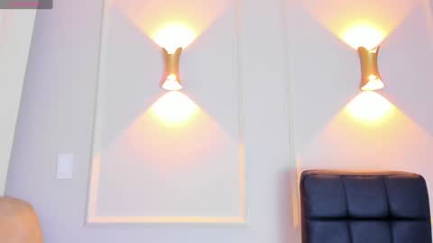 Snapshot of lia_walton__ chatting on January 2025 12:04:02 PM liz walton online show from January 2025 12:04:02 PM