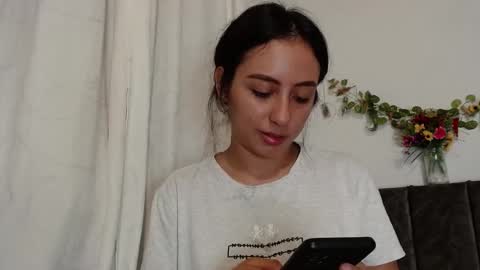 Snapshot of liaa_cute_ chatting on January 2025 06:15:02 AM   lia  online show from January 2025 06:15:02 AM