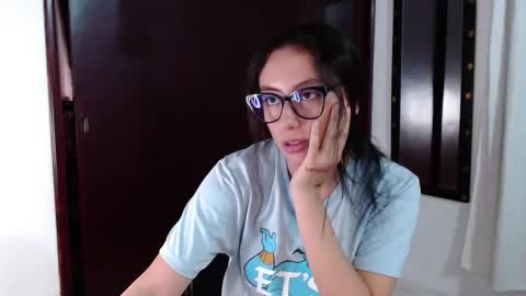 Snapshot of liaa_cute_ chatting on February 2025 05:19:02 AM   lia  online show from February 2025 05:19:02 AM