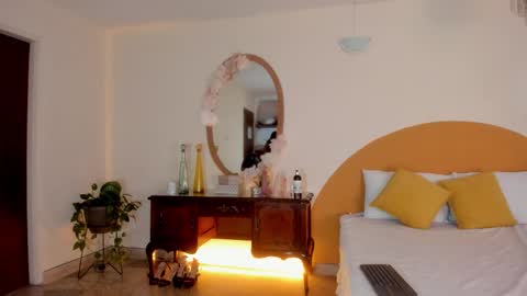   Liaa  online show from February 2026 04:24:02 PM