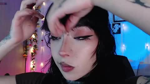 Liaa  online show from April 2026 02:45:02 AM