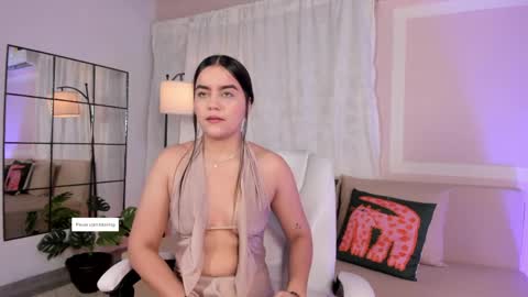 Lia online show from April 2026 12:09:02 PM