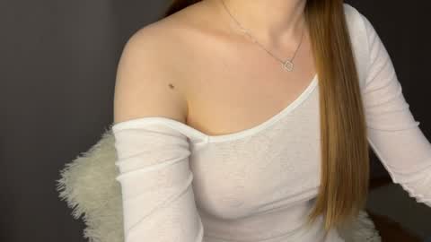 Lia online show from March 2026 06:55:01 PM