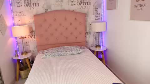 Snapshot of liabunny_ chatting on July 2026 12:09:01 PM Lia 3 online show from July 2026 12:09:01 PM