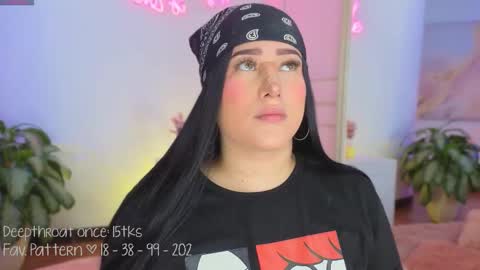 Lia Cox online show from November 2025 03:17:01 AM