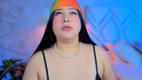 Lia Cox online show from July 2026 08:35:01 PM