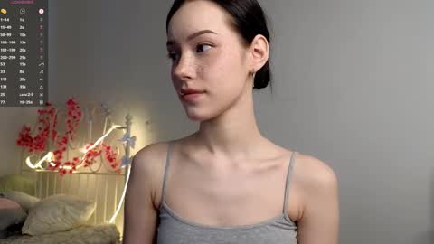 Lia  online show from March 2026 09:36:02 AM